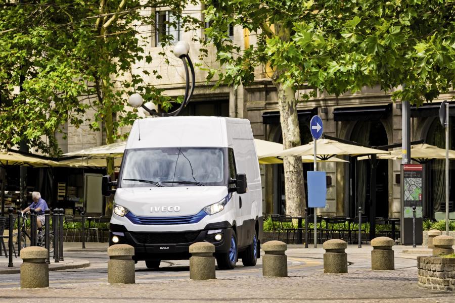  Iveco Daily 35-EV Blue Power Van 2017 года  (фото 5 из 5)